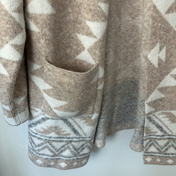 Frye Ladies' Patterned Cardigan Sweater Size XL - Picture 8 of 10
